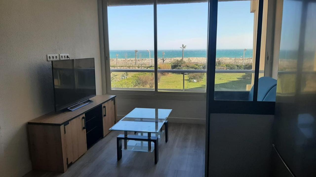 Appartement Vue Exeptionnelle Sur La Mer 6 Personnes Le Barcares Luaran gambar